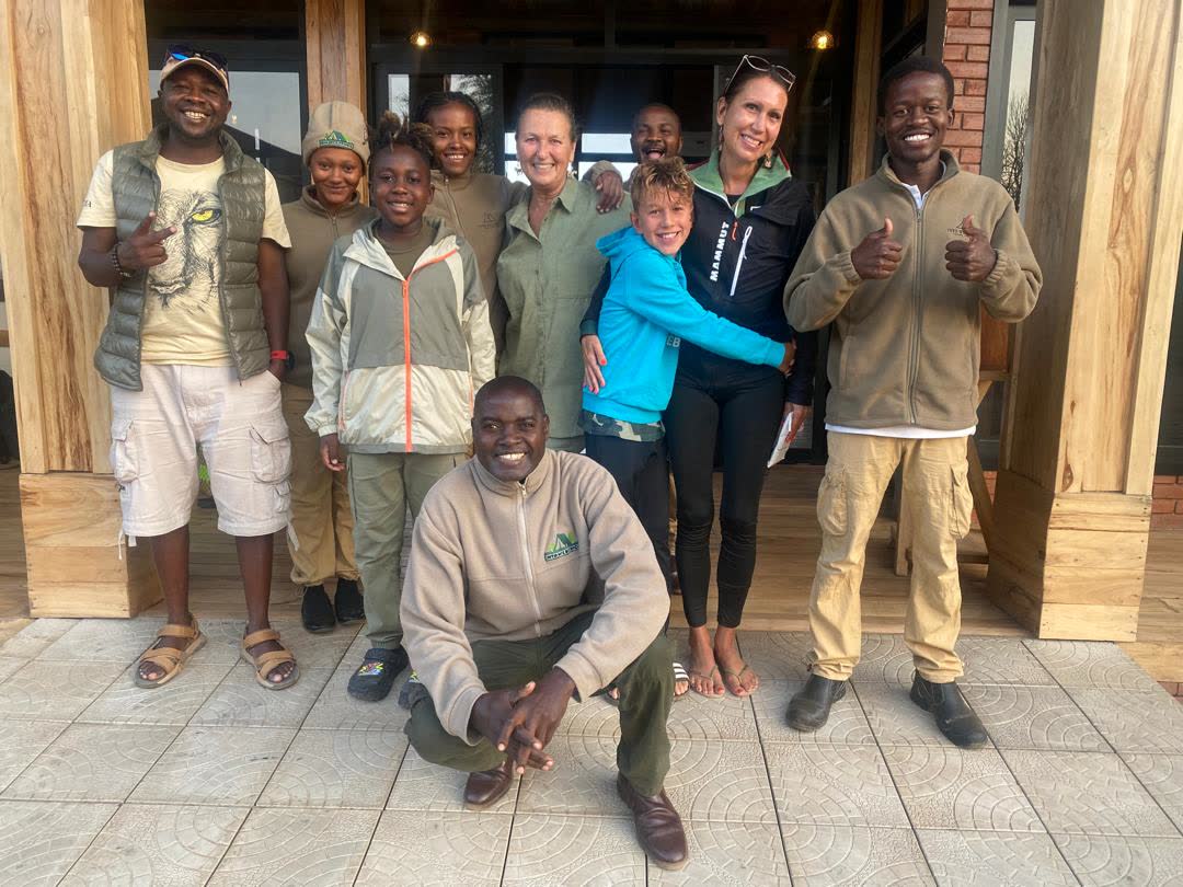 Group lodge — Einoti Safaris