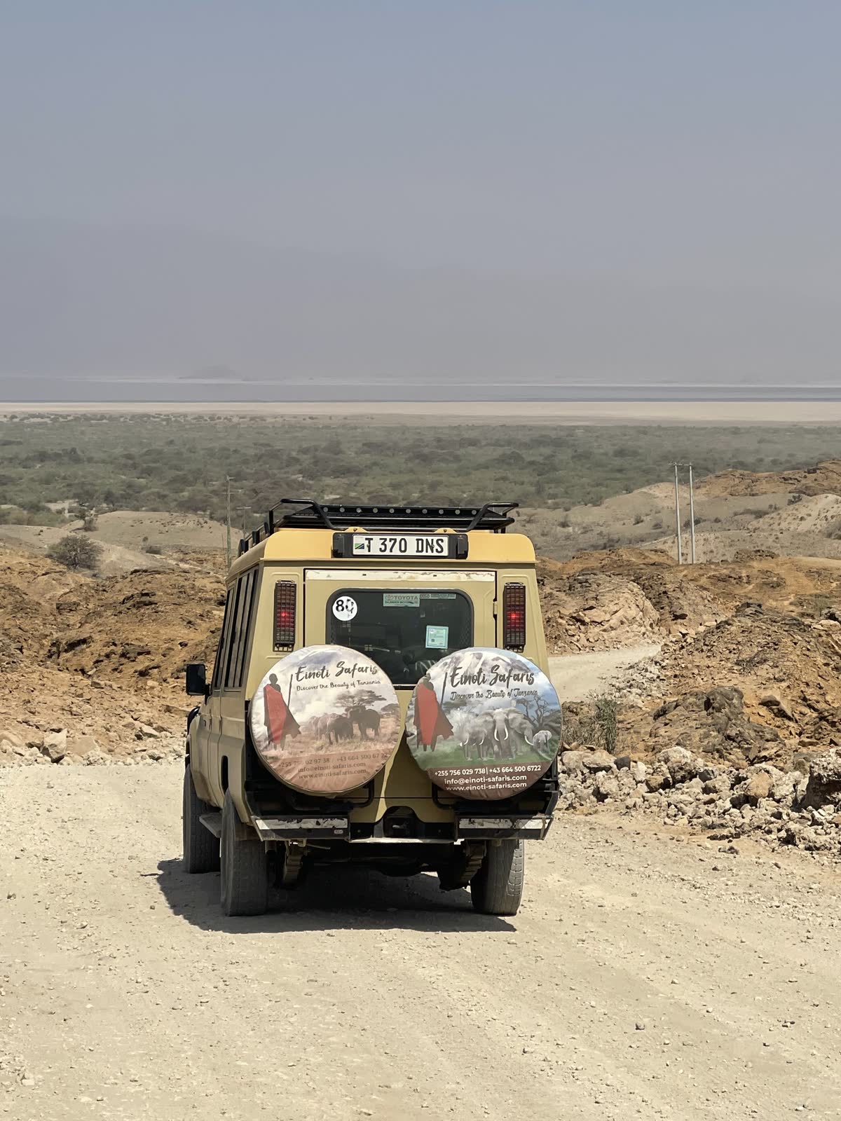 Landcruiser track — Einoti Safaris
